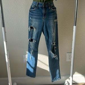 Joe’s jeans ripped style